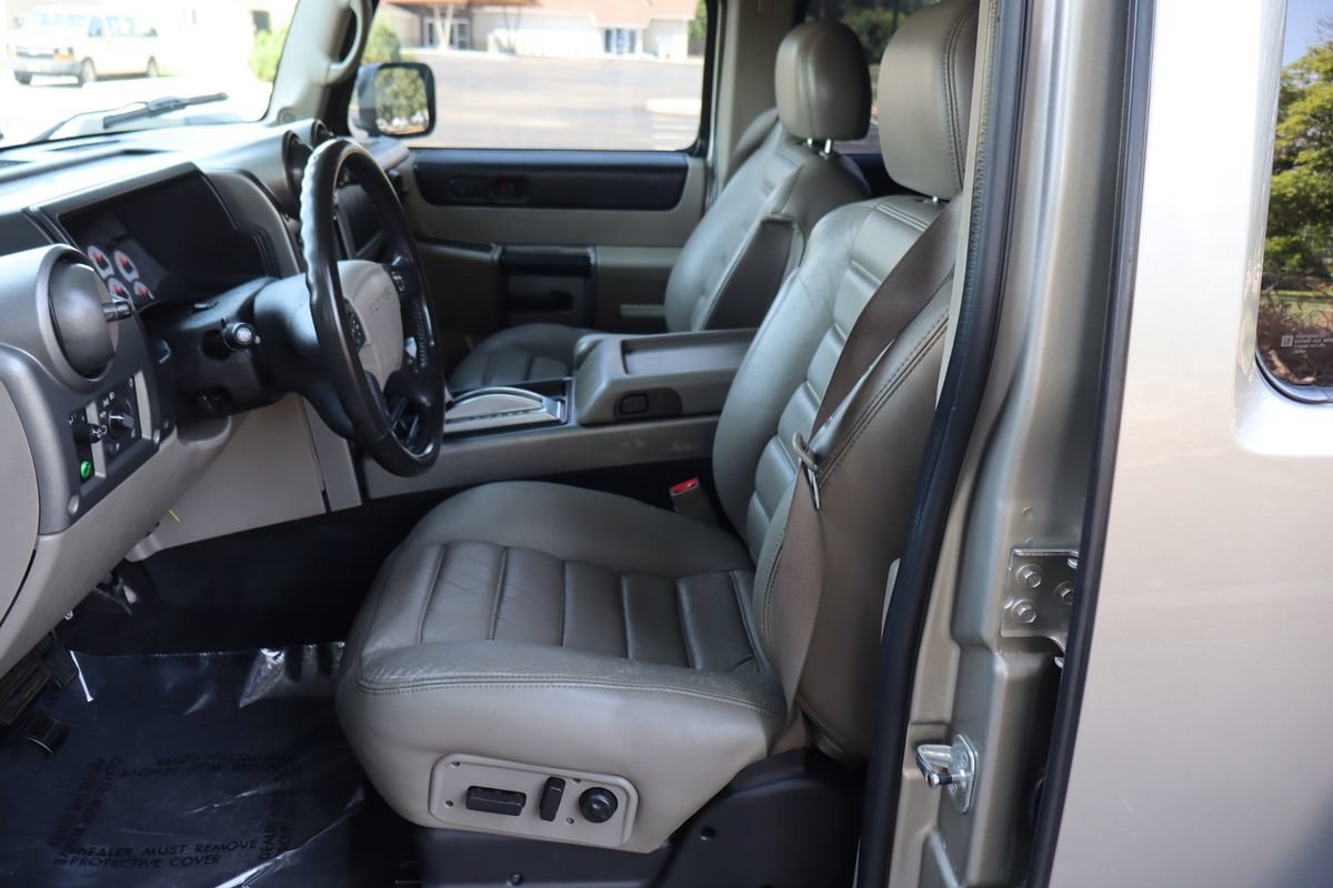 Used 2003 HUMMER H2 w/ Preferred Equipment Group AWD/4WD image 19