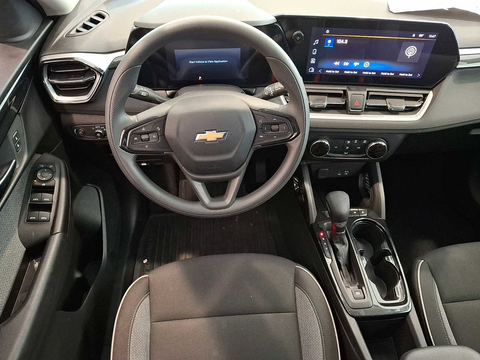 Used 2026 Chevrolet TrailBlazer LS w/ LS Convenience Package image 11