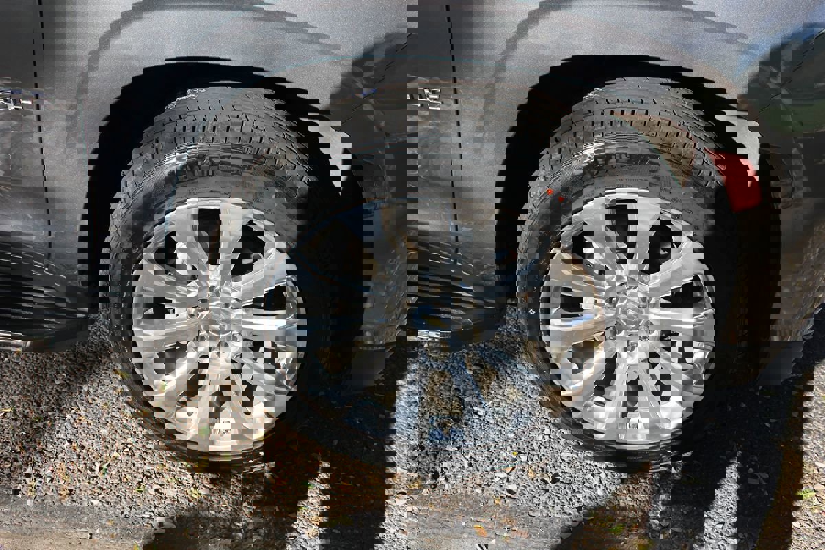 Used 2021 Chevrolet Tahoe Premier w/ Premium Package image 75