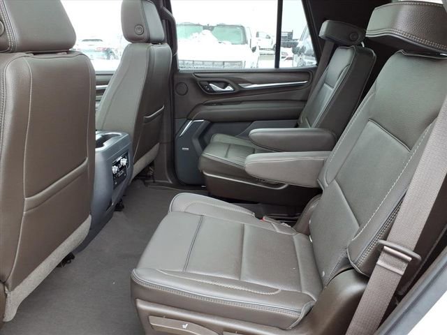 Used 2021 GMC Yukon Denali w/ Denali Premium Package image 7