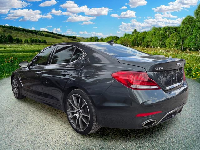 Used 2019 Genesis G70 3.3T Design RWD image 3