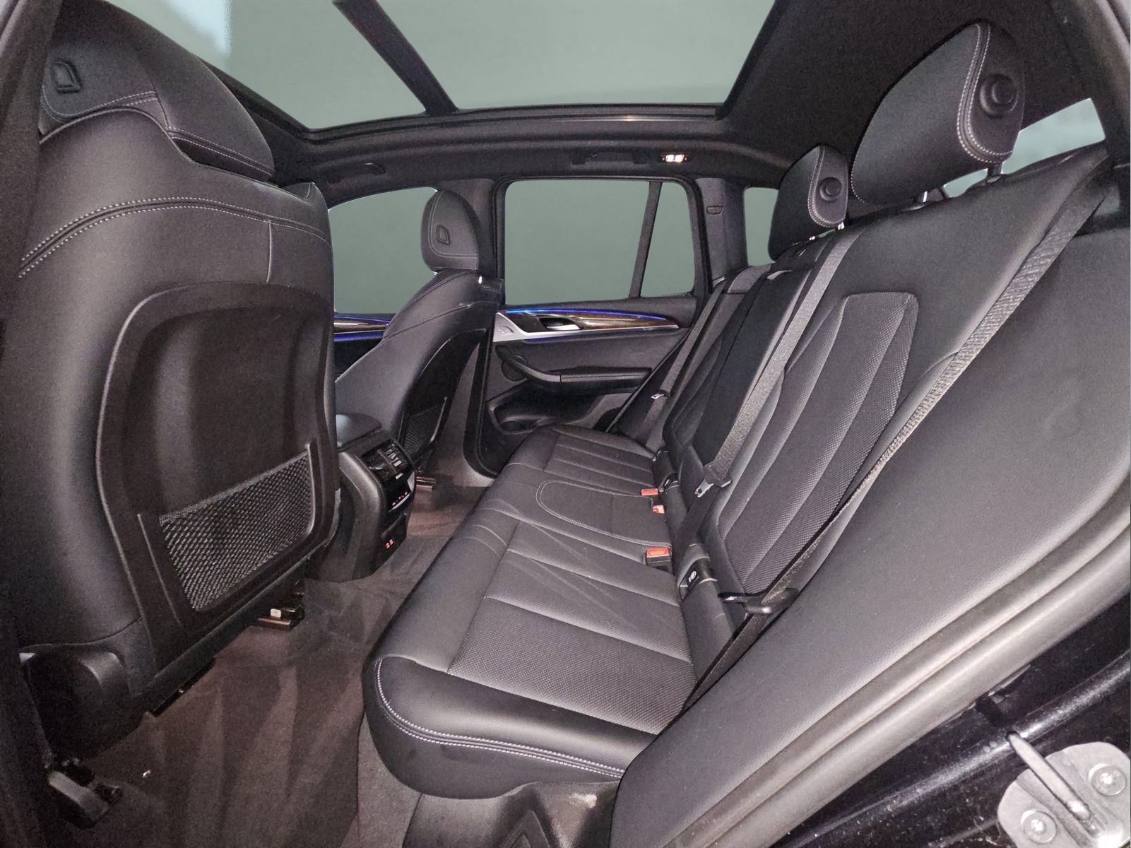 Used 2023 BMW X3 sDrive30i w/ Convenience Package image 8