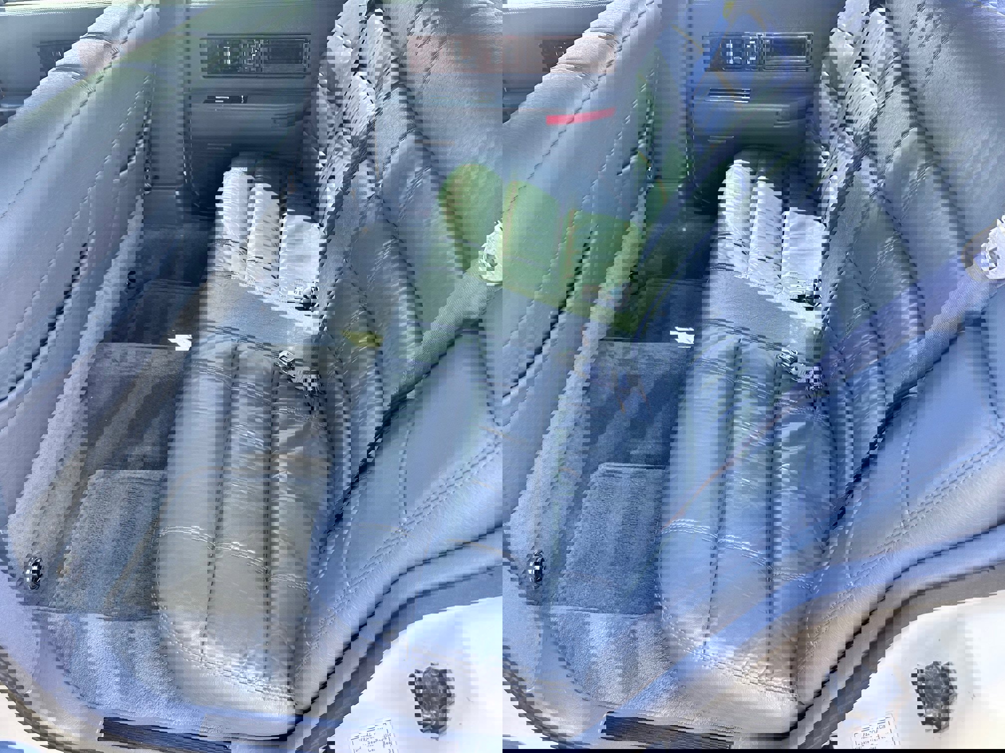 Used 1996 Cadillac Fleetwood Brougham image 8