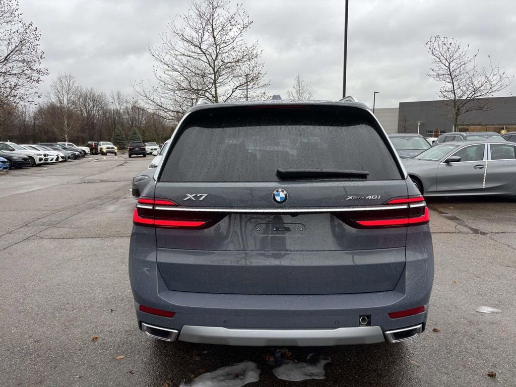 New 2026 BMW X7 xDrive40i w/ Executive Package image 6