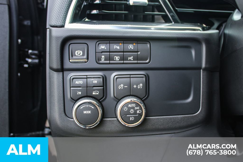 Used 2026 Chevrolet Suburban RST w/ Comfort Package AWD/4WD image 33