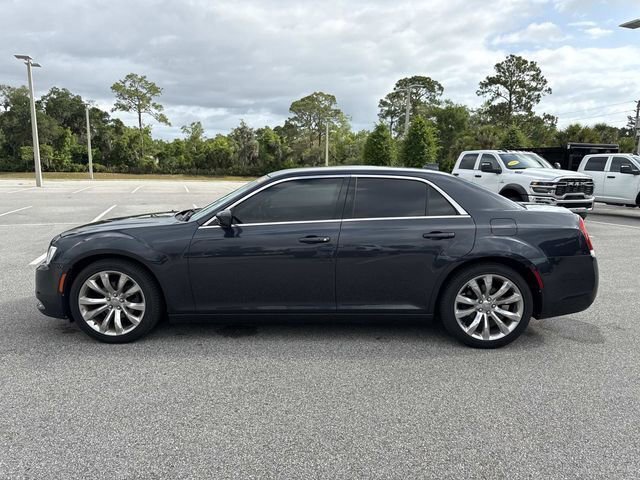 Used 2019 Chrysler 300 Touring L w/ Quick Order Package 22F RWD image 6