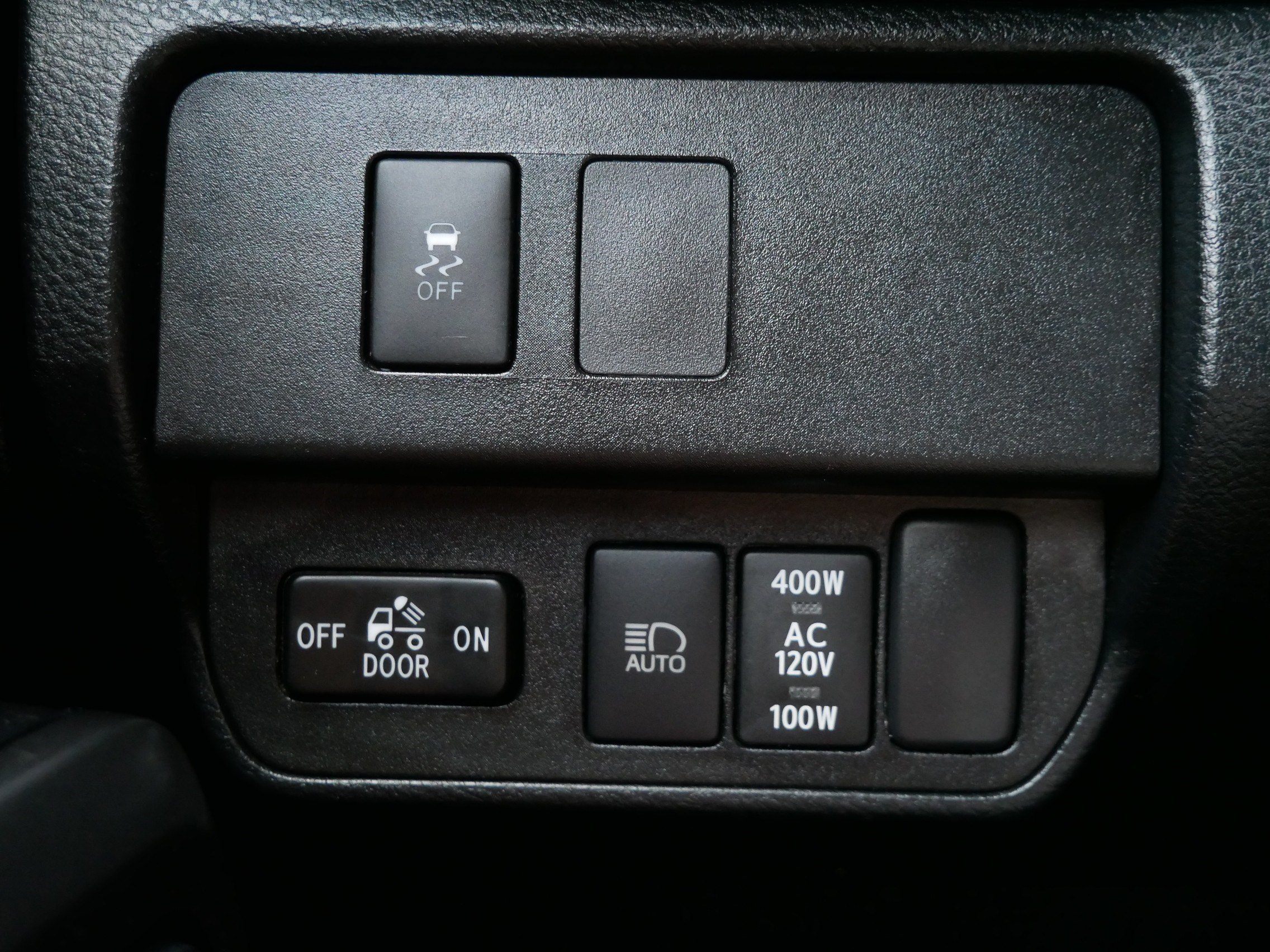 Used 2021 Toyota Tacoma TRD Off-Road AWD/4WD image 26