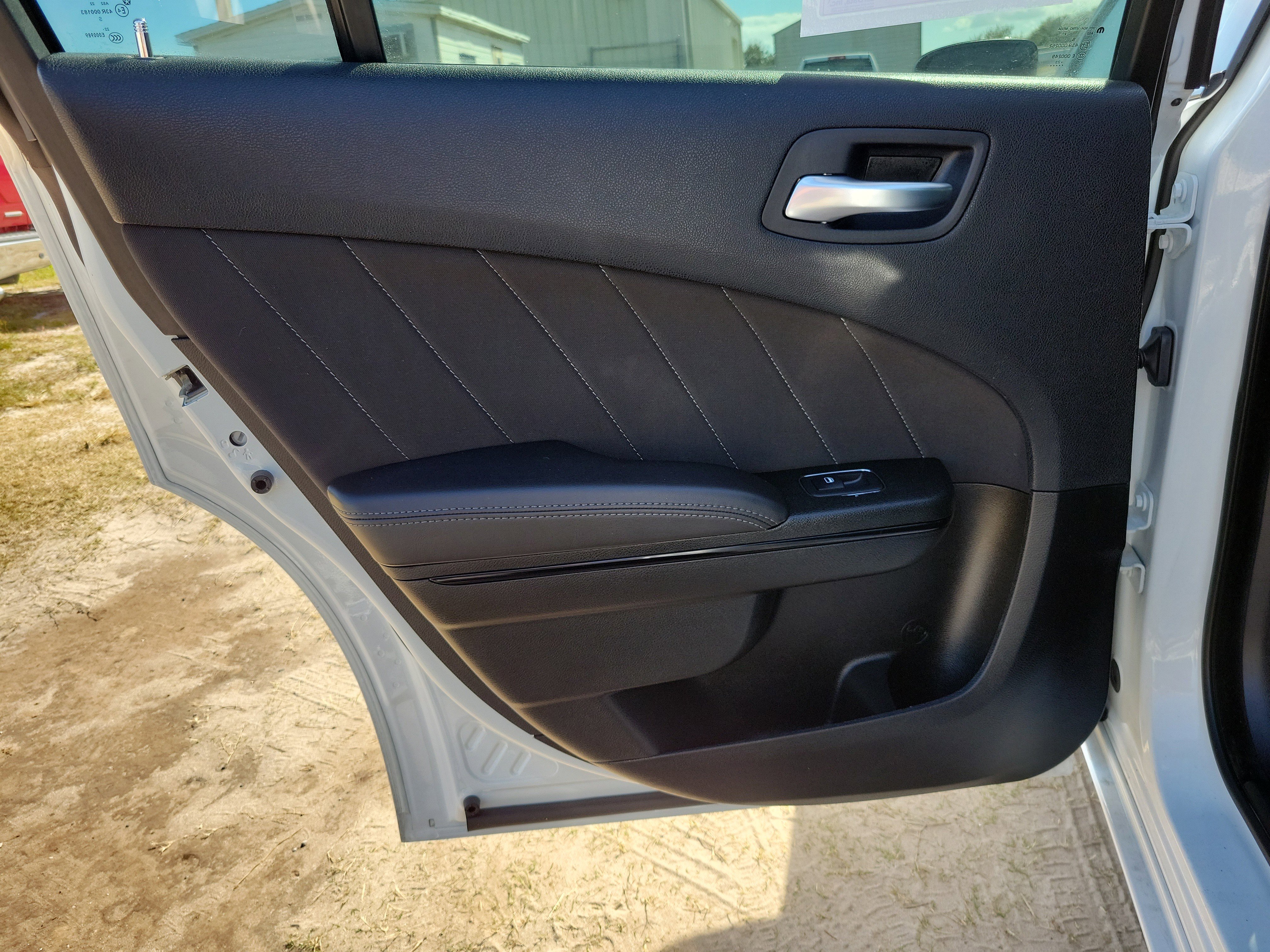 Used 2023 Dodge Charger SXT w/ Blacktop Package image 8