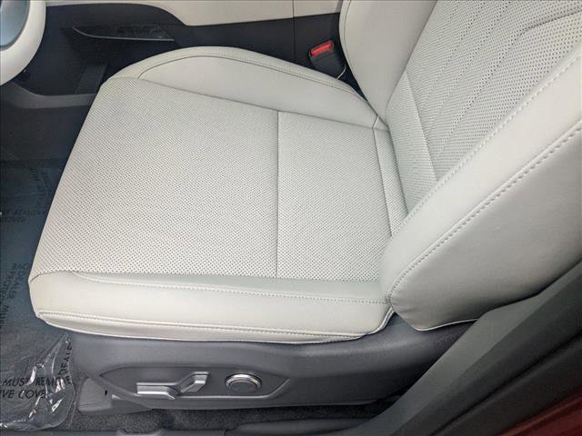 New 2025 Hyundai Santa Fe SEL image 4