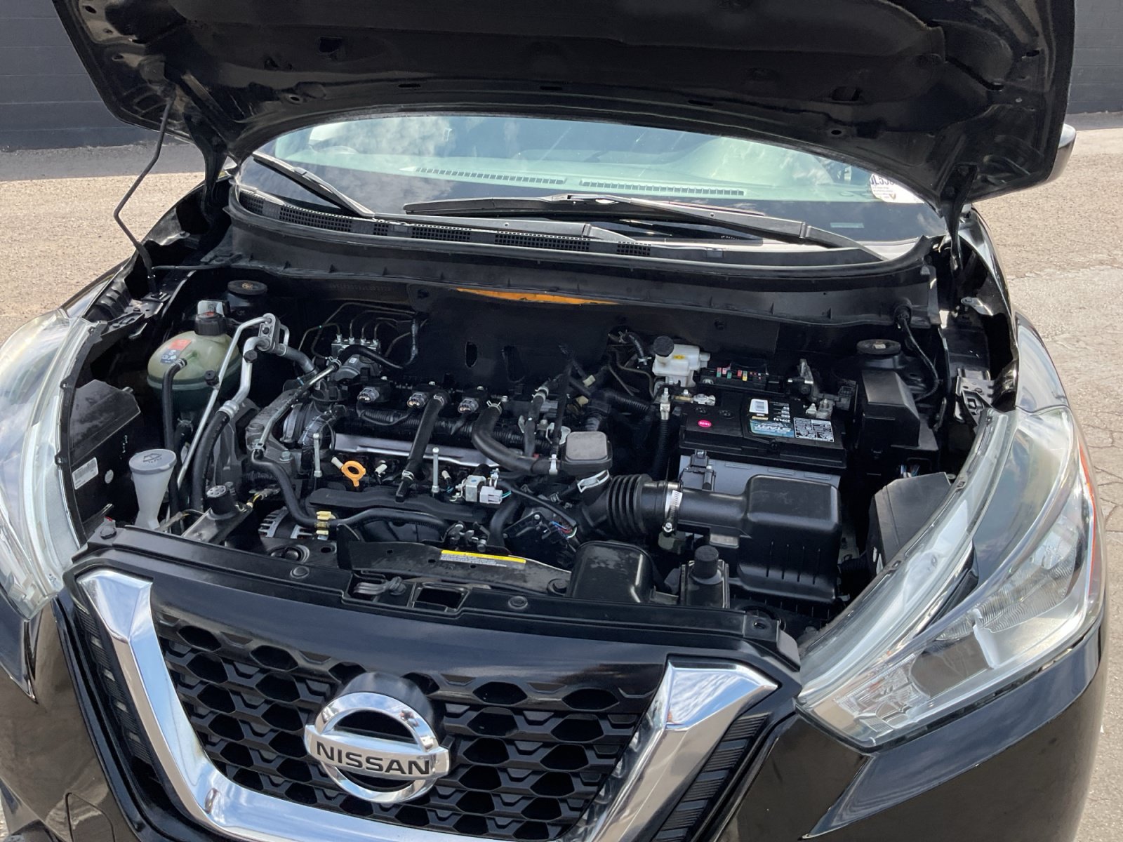Used 2018 Nissan Kicks S FWD image 23