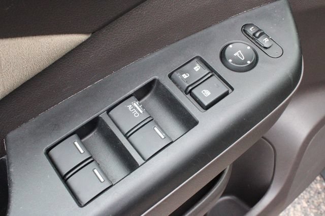 Used 2012 Honda CR-V EX image 17