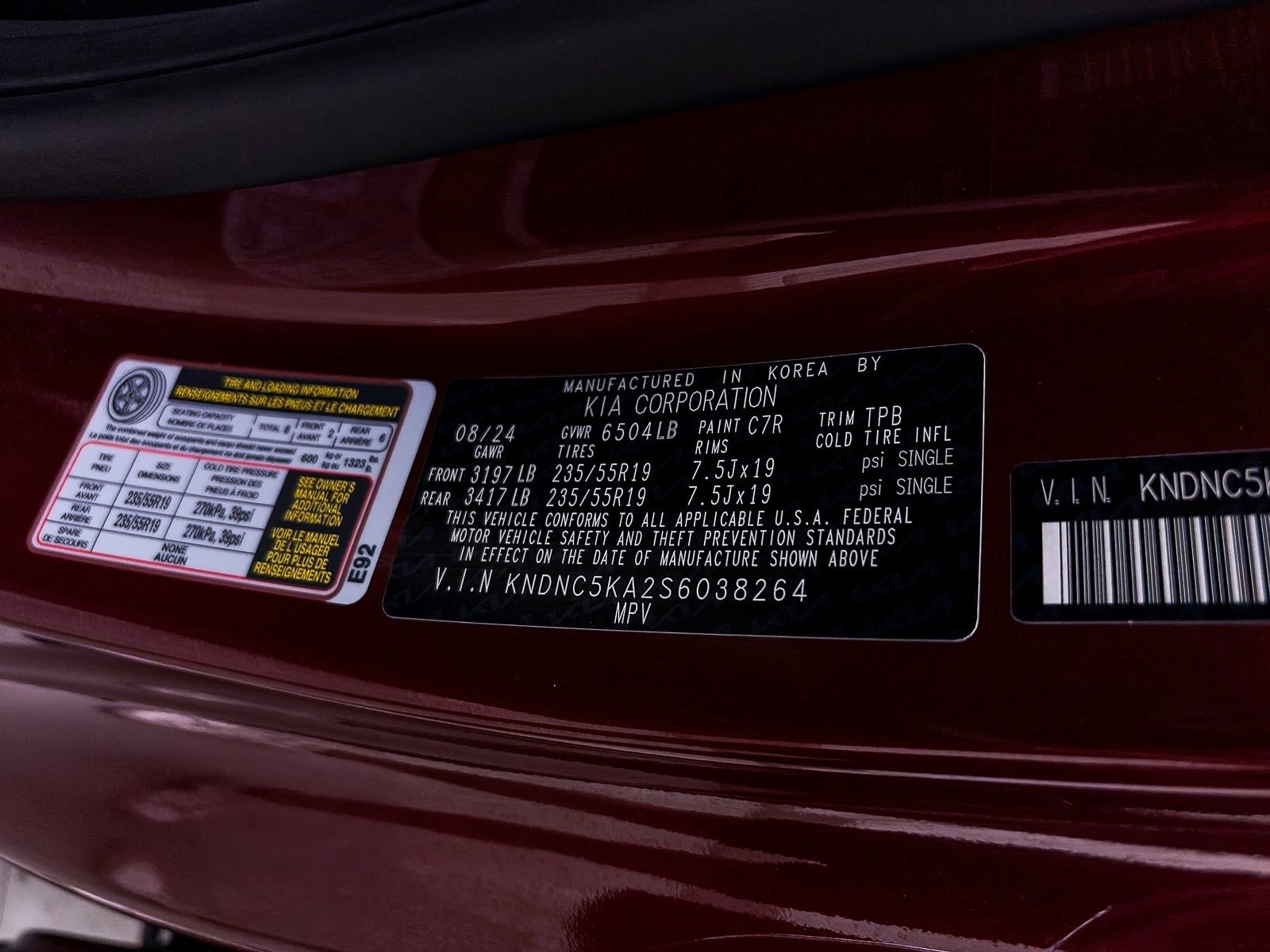Certified 2025 Kia Carnival EX image 40