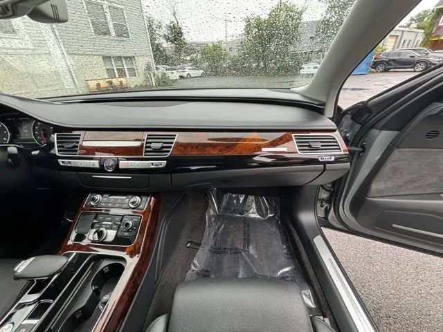Used 2014 Audi A8 L 3.0T image 14