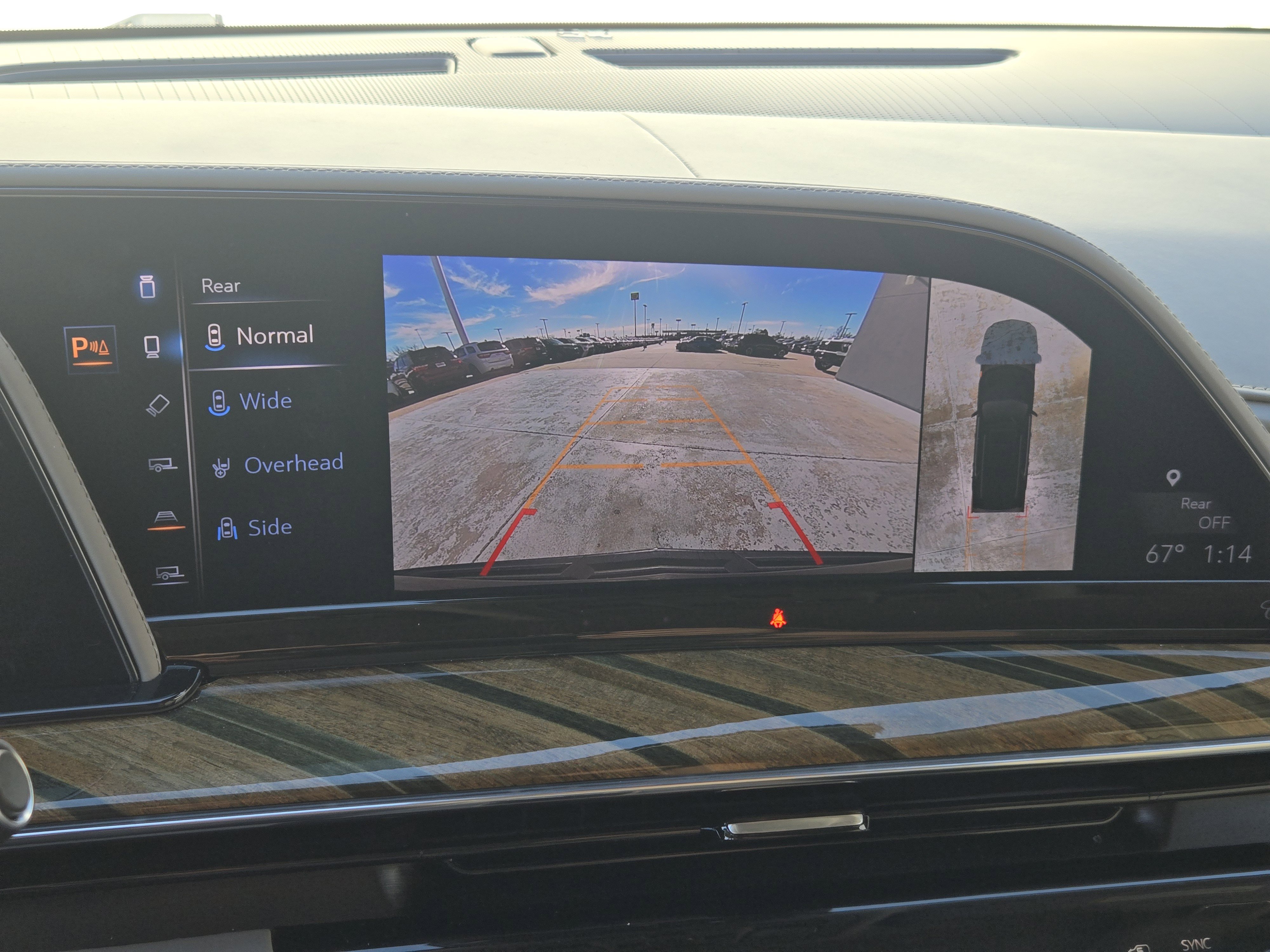 Used 2022 Cadillac Escalade Sport Platinum w/ Heavy-Duty Trailer Package image 21