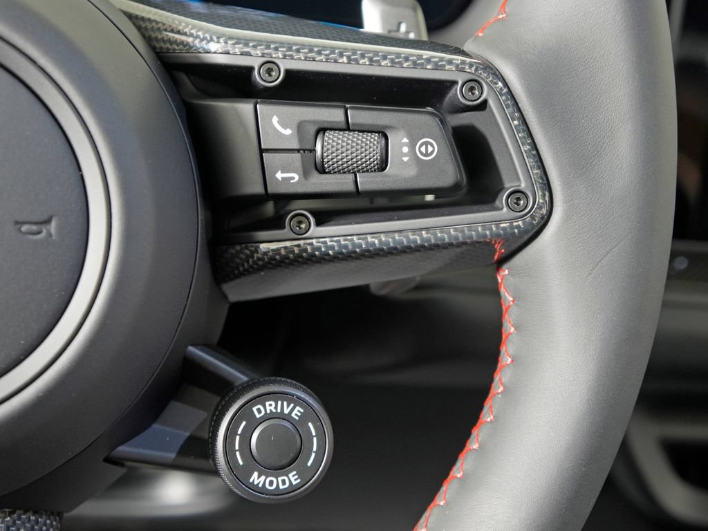 New 2026 Porsche Cayenne GTS AWD/4WD image 27