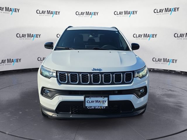 Used 2024 Jeep Compass Latitude AWD/4WD image 8