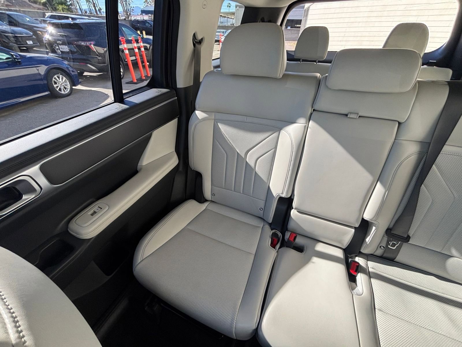 Used 2025 Hyundai Santa Fe SEL image 40