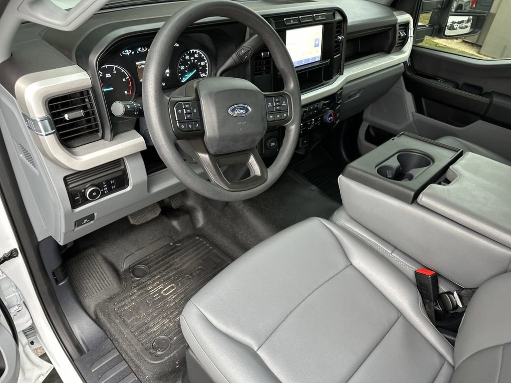 Used 2024 Ford F350 XL w/ XL Chrome Package image 13