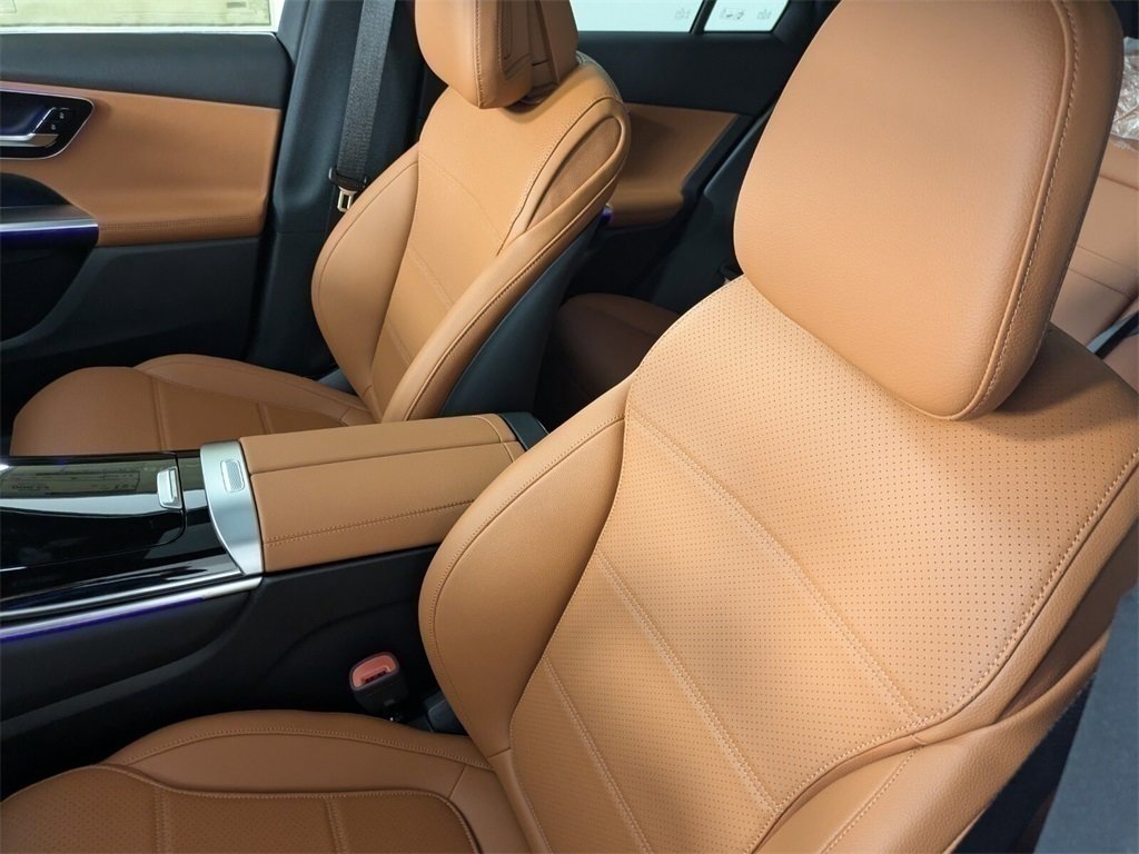 New 2026 Mercedes-Benz GLC 300 image 8