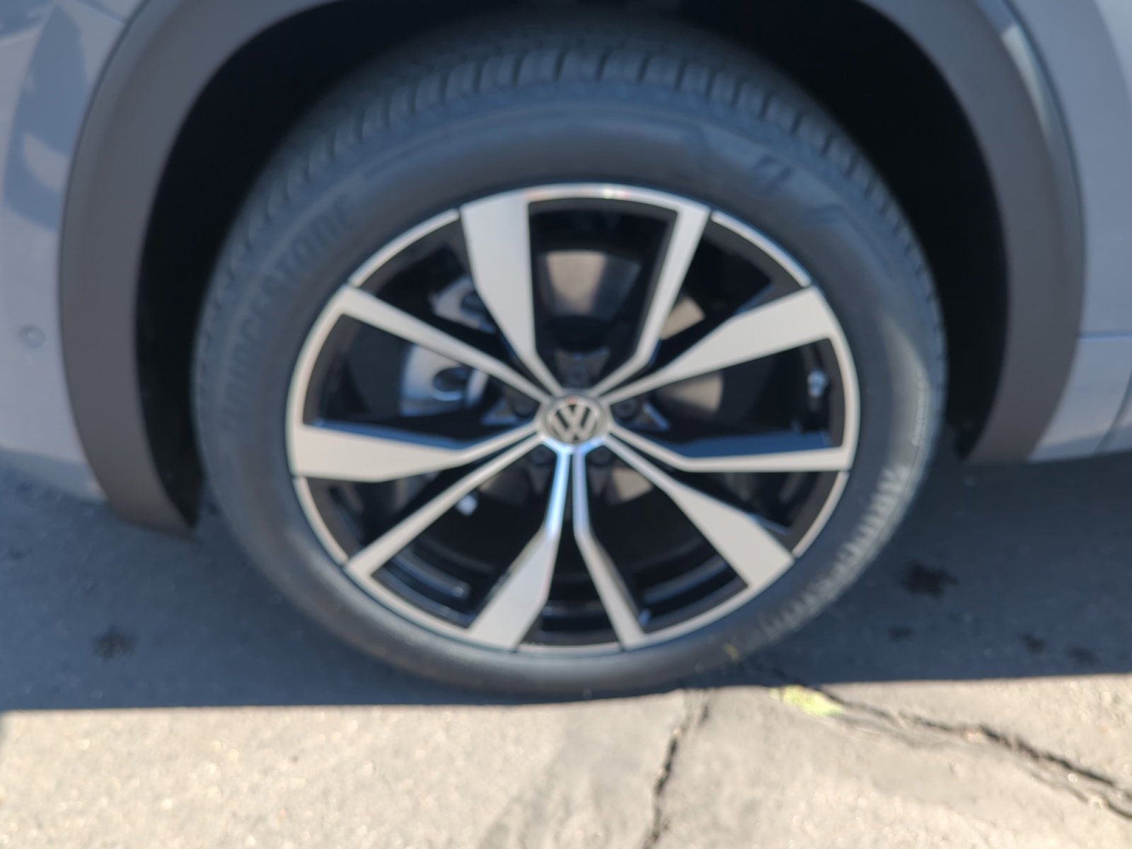 New 2026 Volkswagen Atlas SEL Premium R-Line image 25