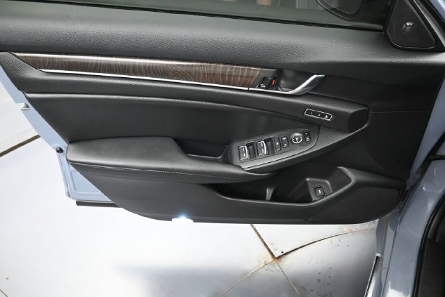 Certified 2022 Honda Accord Touring image 25