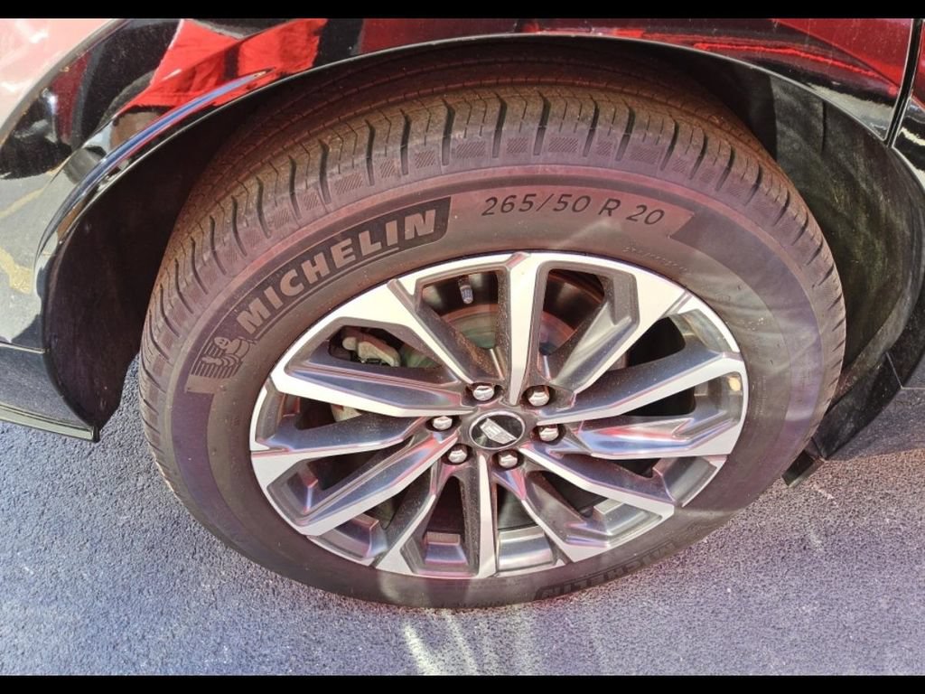 Used 2024 Cadillac Lyriq Sport RWD image 4