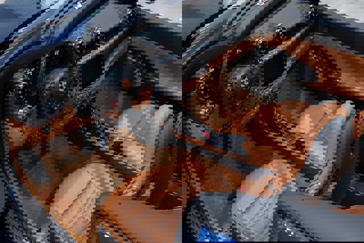 Used 2020 Ferrari Portofino image 50