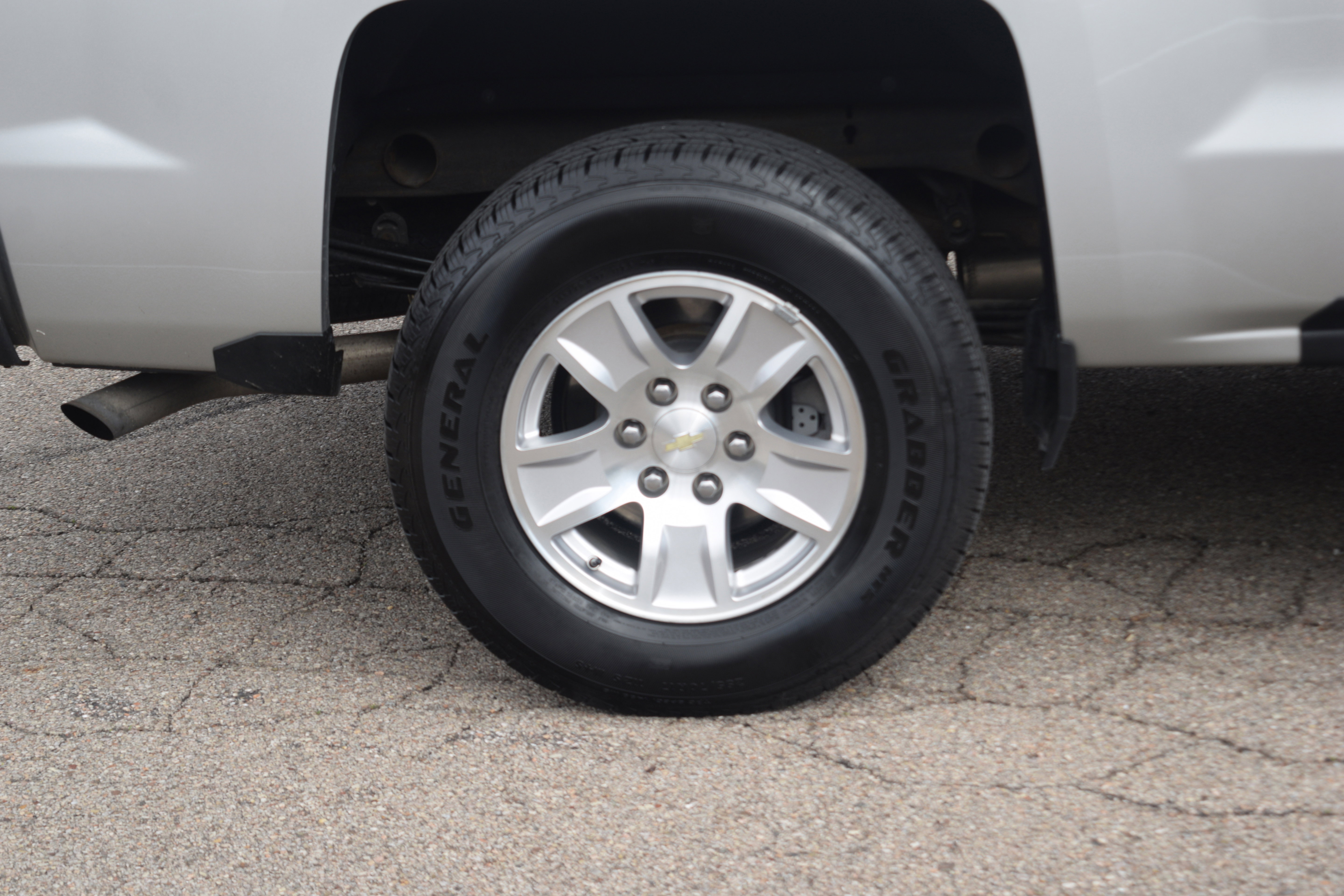Used 2018 Chevrolet Silverado 1500 LT w/ All Star Edition AWD/4WD image 27