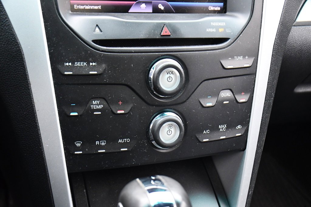 Used 2013 Ford Explorer XLT image 31