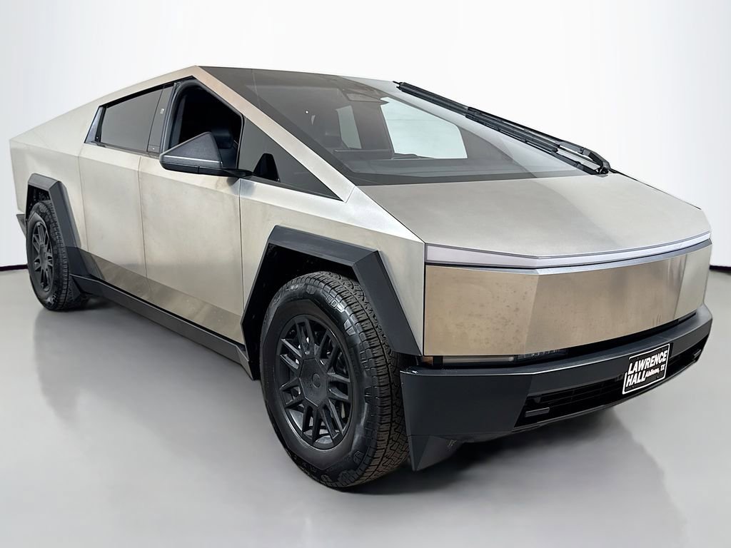 Used 2024 Tesla Cybertruck AWD Crew Cab image 3