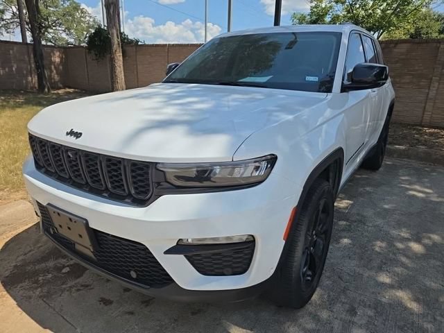 Used 2023 Jeep Grand Cherokee Limited w/ Luxury Tech Group II AWD/4WD image 13
