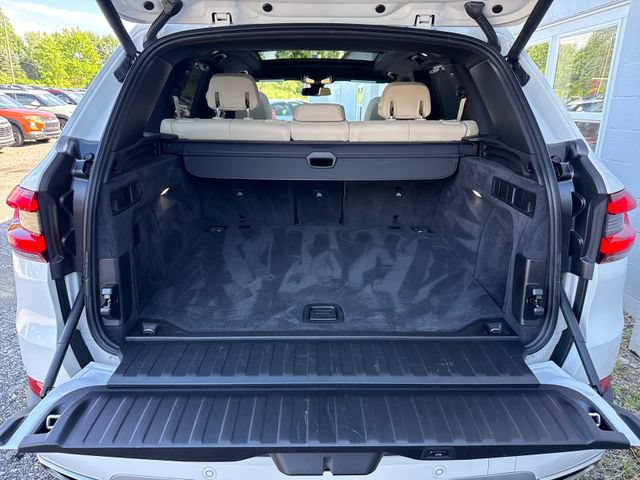 Used 2019 BMW X5 xDrive40i w/ Convenience Package AWD/4WD image 14