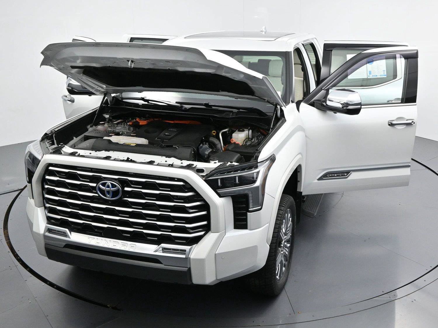 Used 2023 Toyota Tundra Capstone AWD/4WD image 44