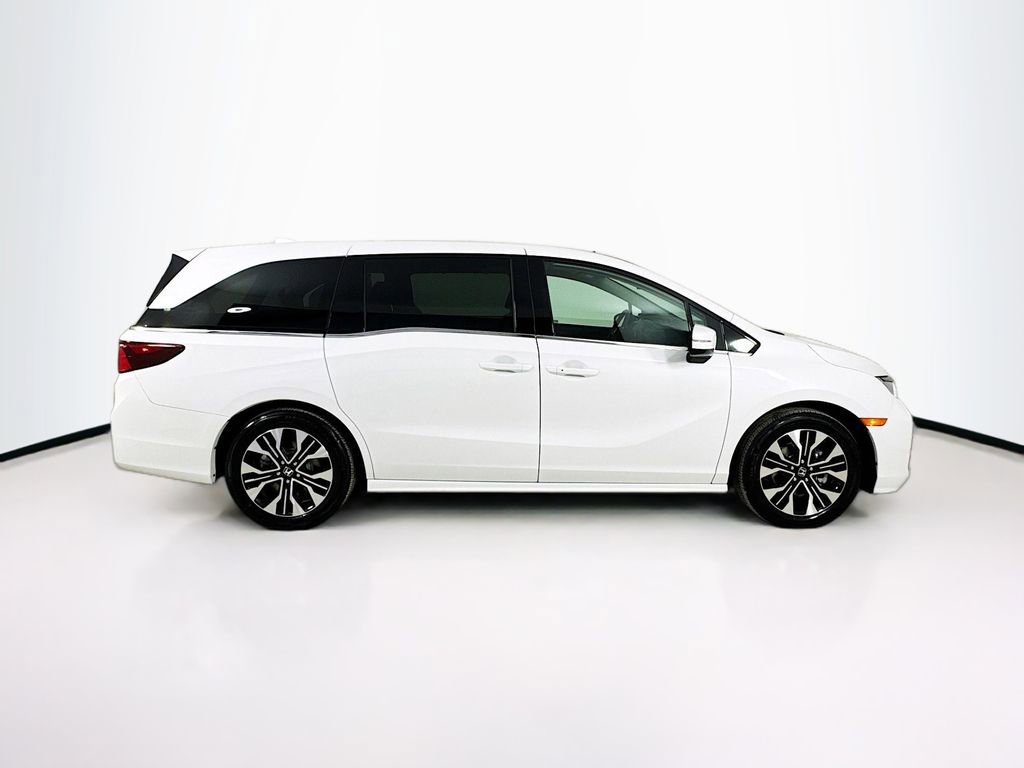 Used 2026 Honda Odyssey Elite image 9