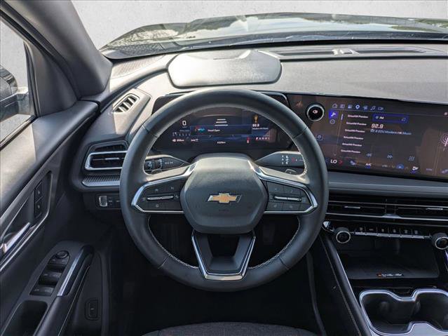 Certified 2026 Chevrolet Traverse LT AWD/4WD image 13