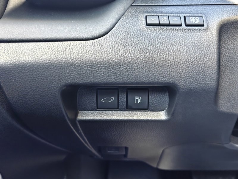 Used 2025 Toyota Crown Signia image 26