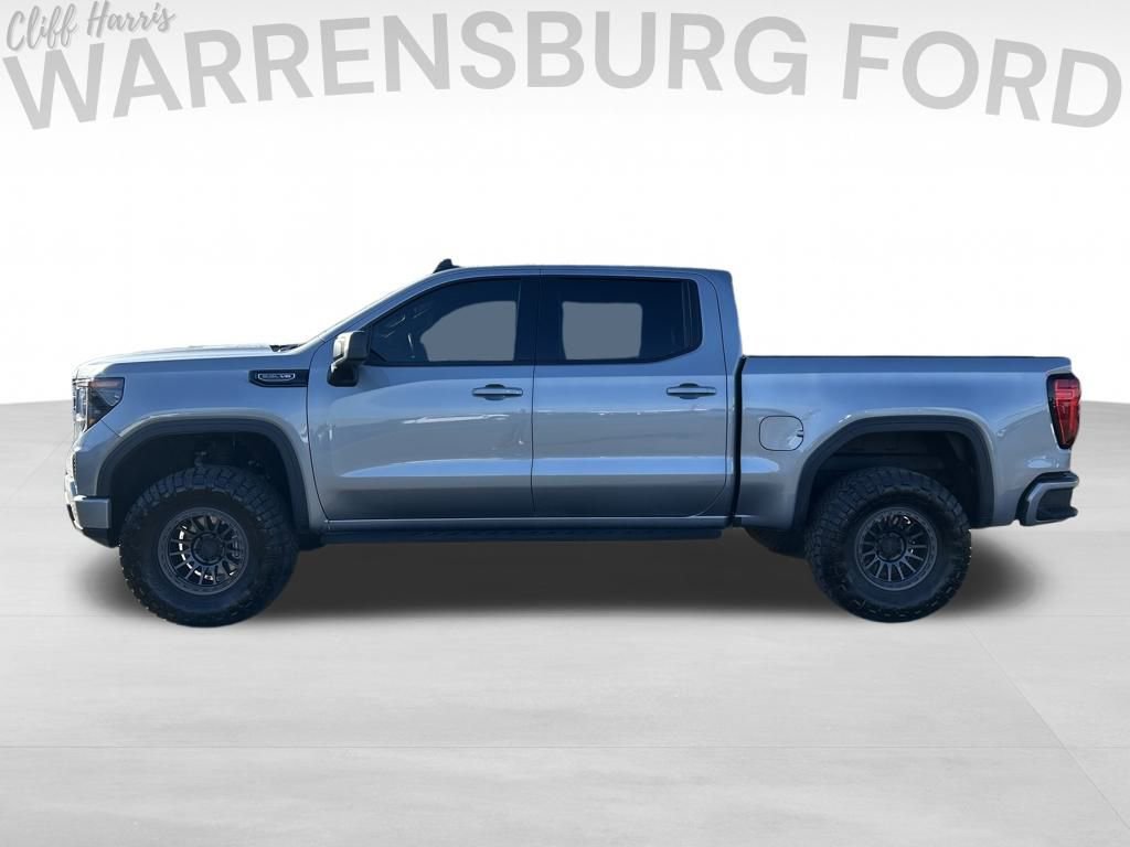 Used 2025 GMC Sierra 1500 Elevation image 4