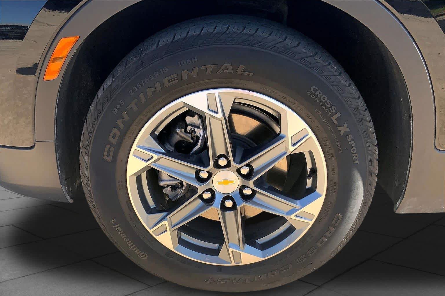 Certified 2025 Chevrolet Blazer LT AWD/4WD image 9