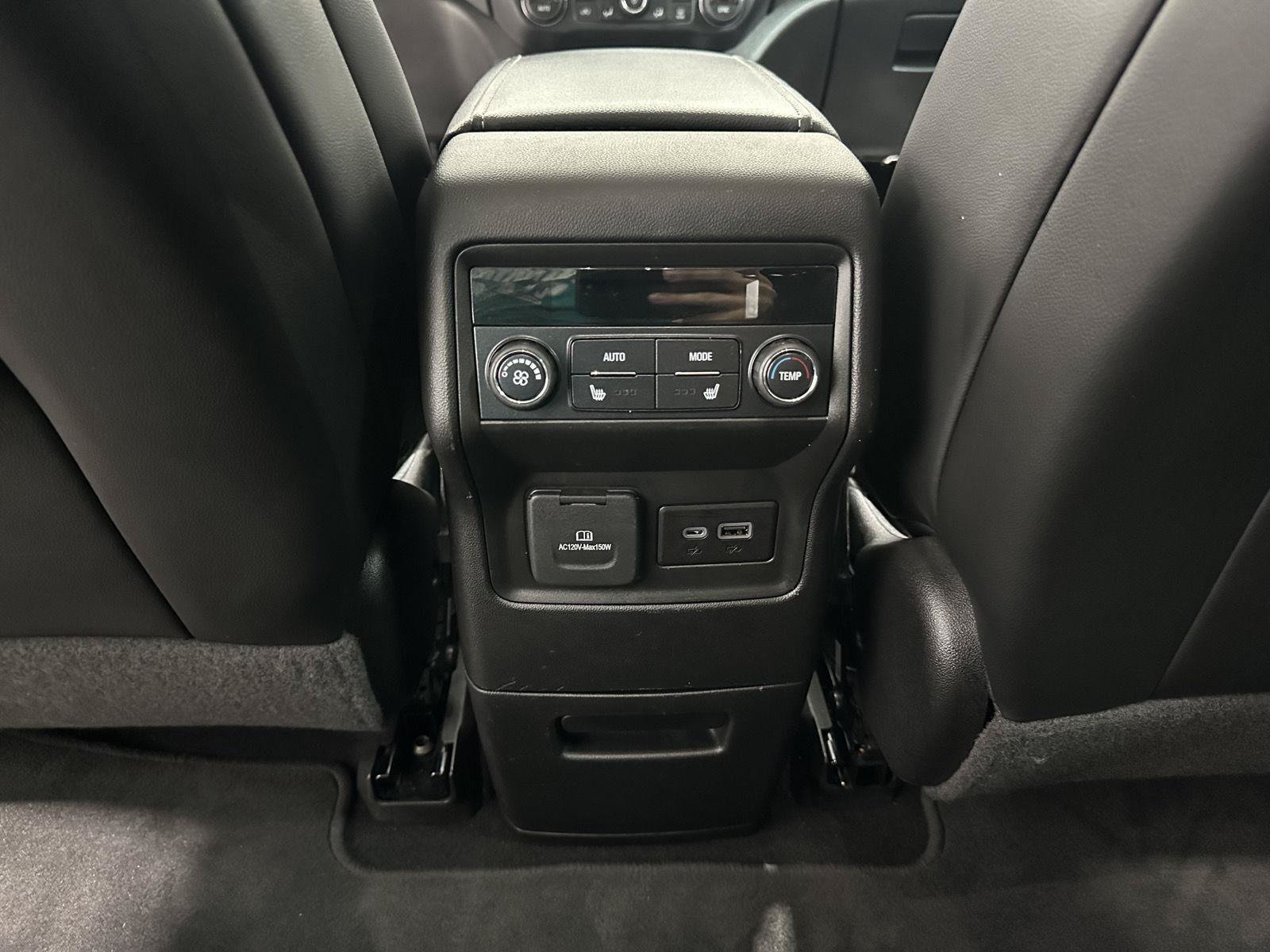 Used 2021 GMC Acadia Denali w/ Denali Technology Package AWD/4WD image 21