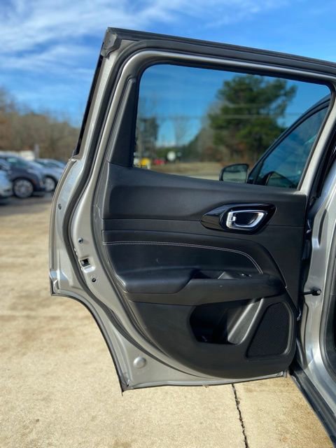 Used 2022 Jeep Compass Altitude image 11