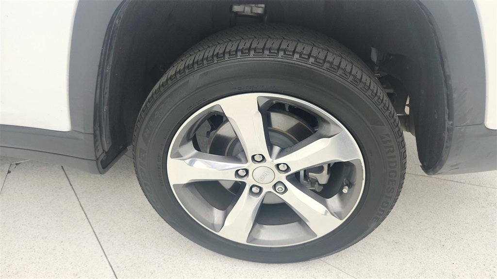 Used 2022 Jeep Grand Cherokee L Limited image 30