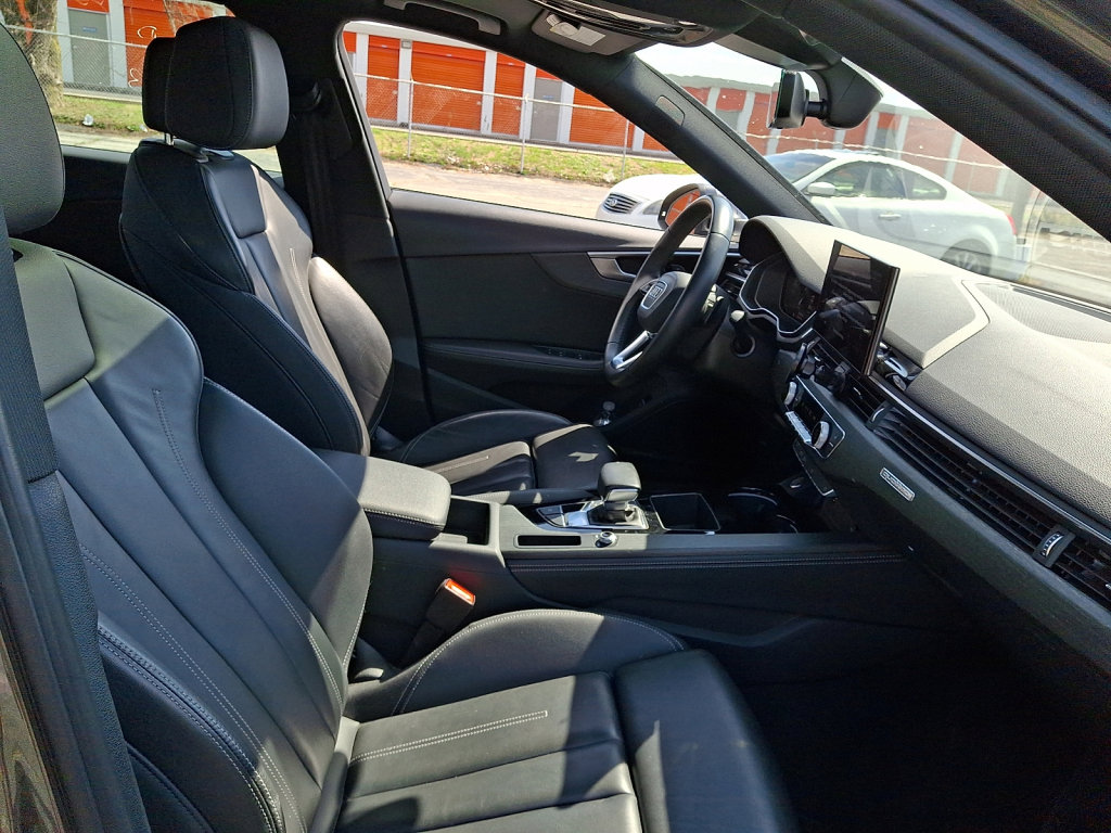 Used 2024 Audi A4 2.0T Premium Plus image 12
