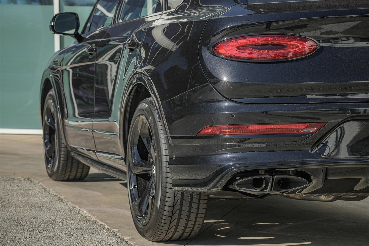 New 2025 Bentley Bentayga image 13