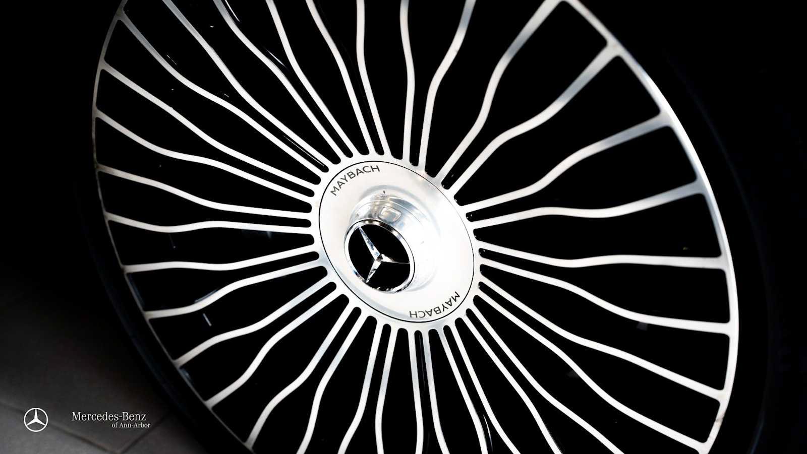 Used 2025 Mercedes-Benz Maybach S 580 4MATIC image 7
