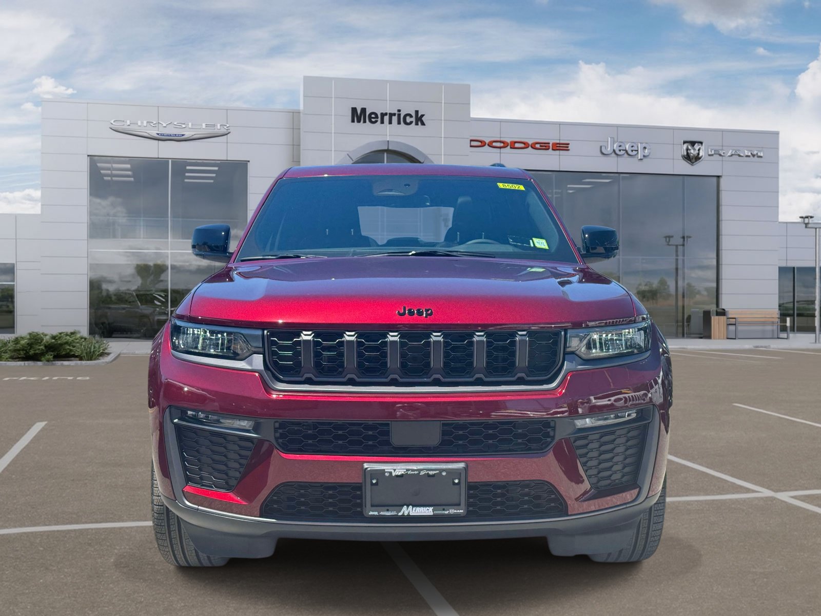 Used 2026 Jeep Grand Cherokee Limited w/ Limited Altitude Package AWD/4WD image 3