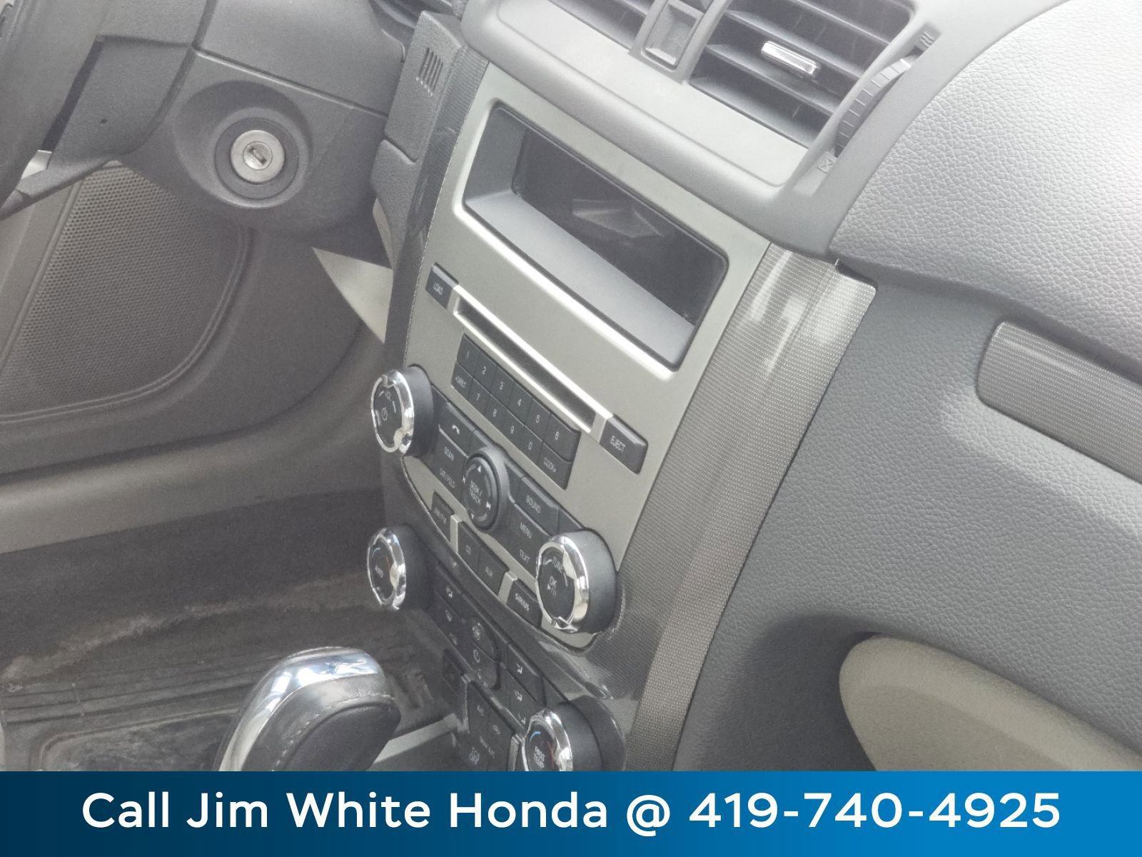 Used 2012 Ford Fusion SEL image 18