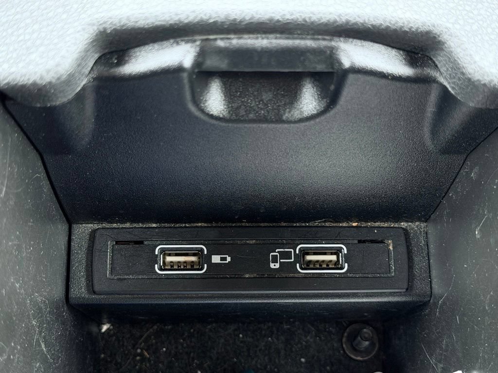 Used 2018 Mercedes-Benz CLA 250 4MATIC image 36