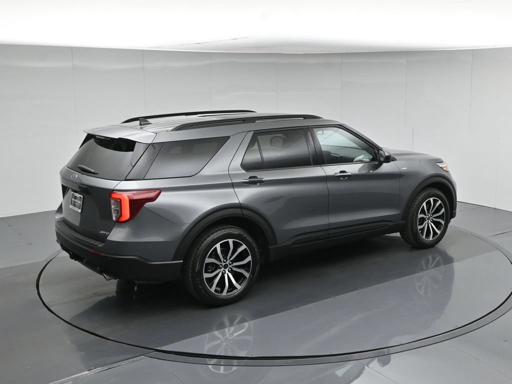 Certified 2022 Ford Explorer ST-Line w/ Class IV Trailer Tow Package AWD/4WD image 40