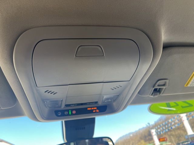 Used 2024 Chevrolet Equinox LT image 33