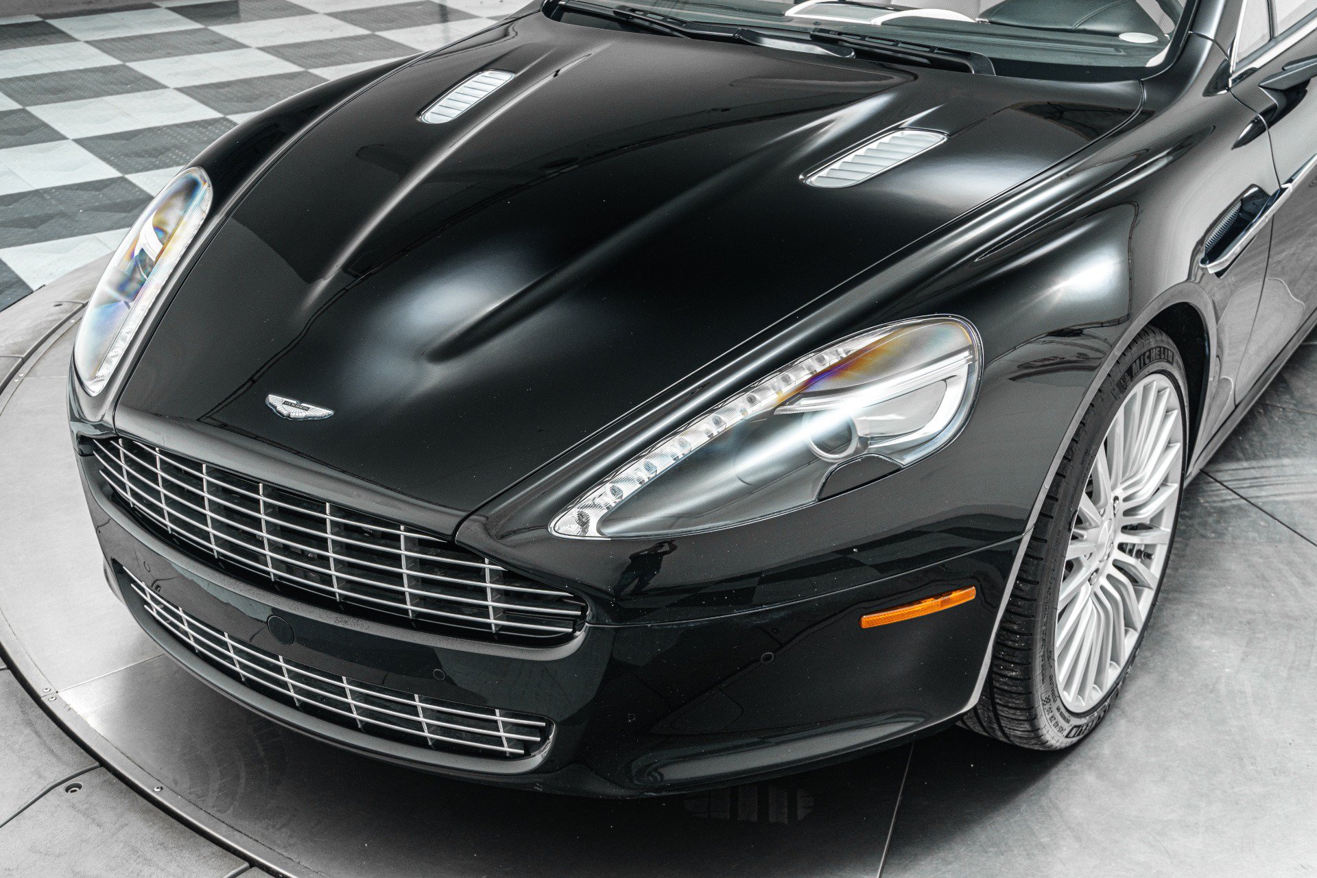 Used 2012 Aston Martin Rapide RWD image 35